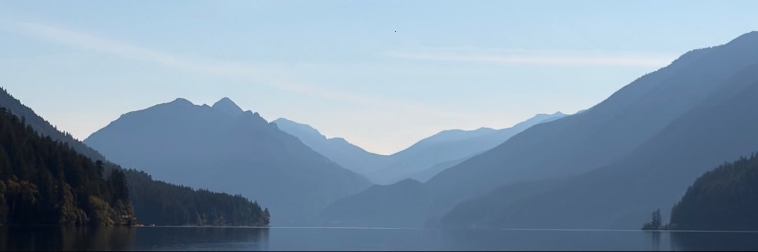 raainnaa's profile banner image
