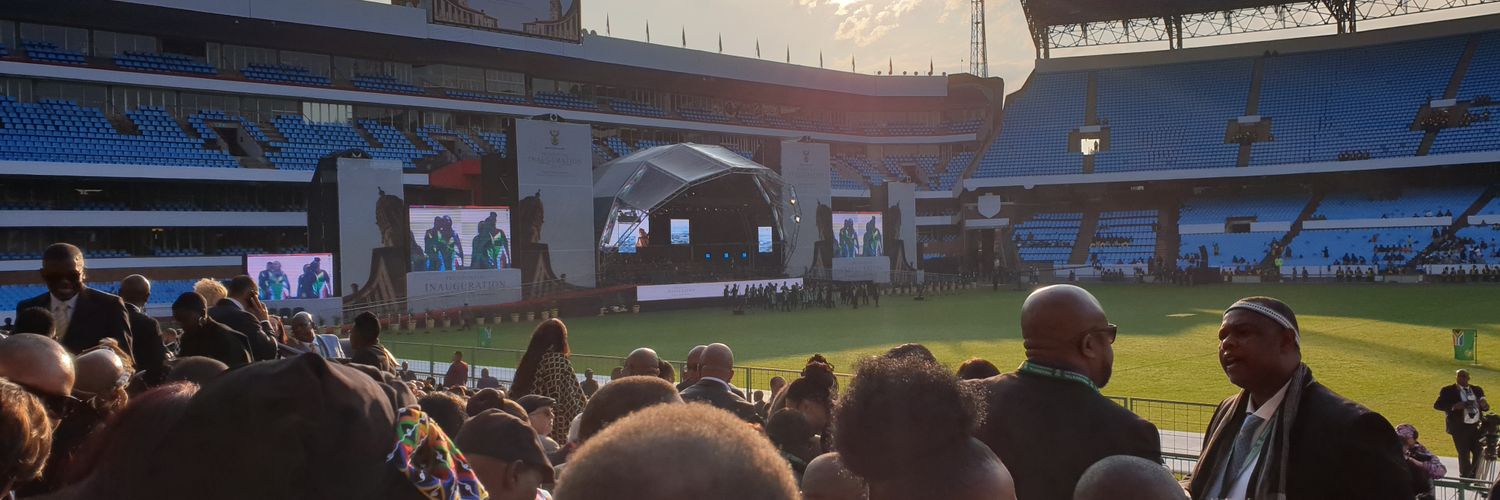 MpandeM's profile banner image