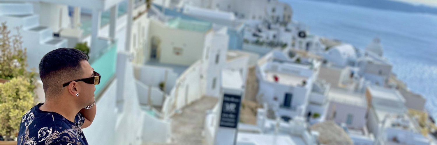 DeeniCap's profile banner image