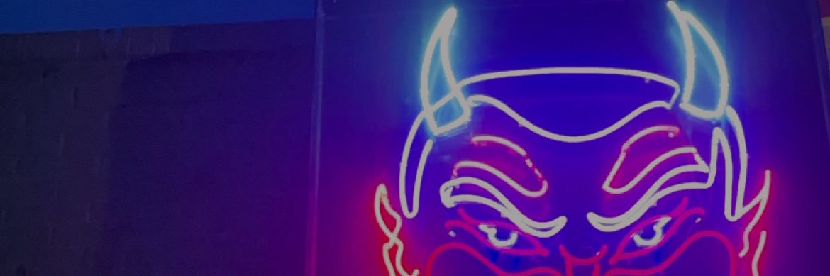 Menalu's profile banner image