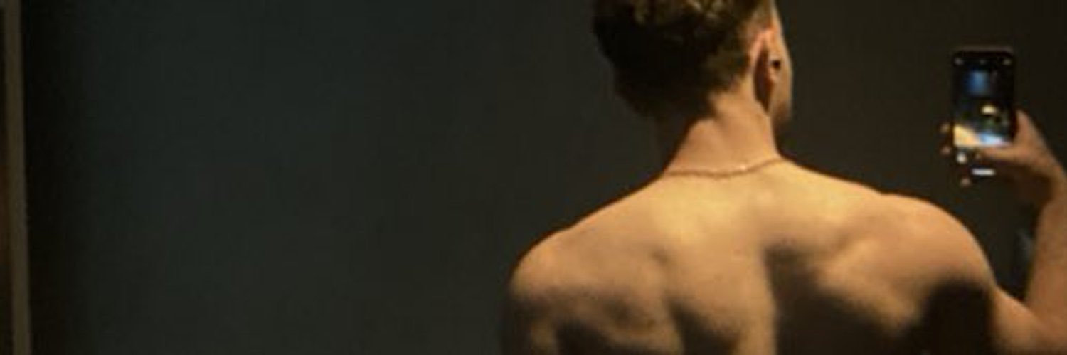 usl352's profile banner image