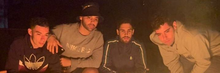 santideanes's profile banner image