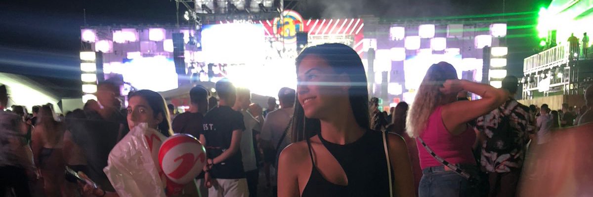 juliacezar_'s profile banner image