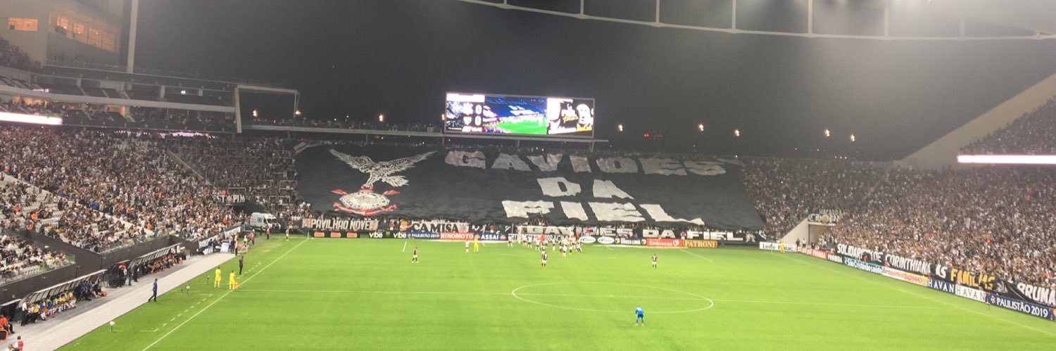 LarahBenassi's profile banner image