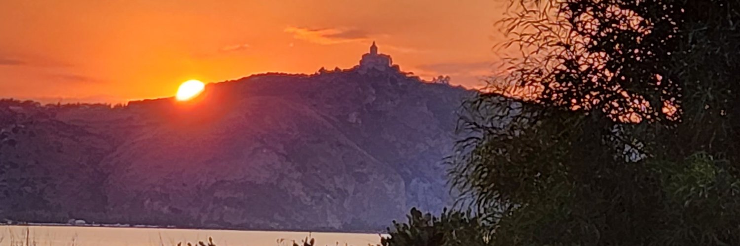 ebeselen's profile banner image