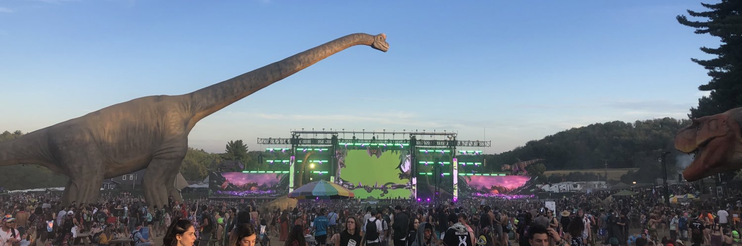 reeenAla13's profile banner image
