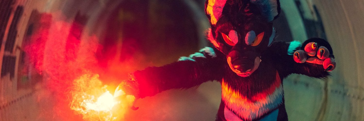 Raze ➡️ Furrydelphia🔥🍻 //'s banner