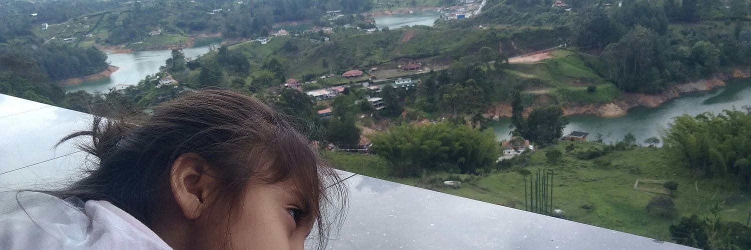 paulaurbe's profile banner image