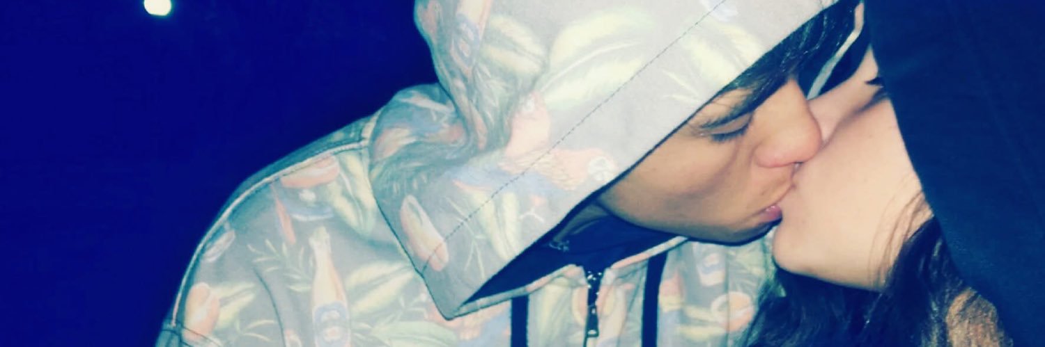 Yanneelaa9's profile banner image