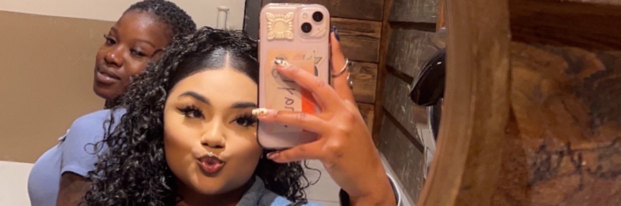 ieshalashell_'s profile banner image