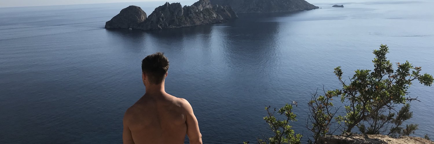 Lukeyy90's profile banner image