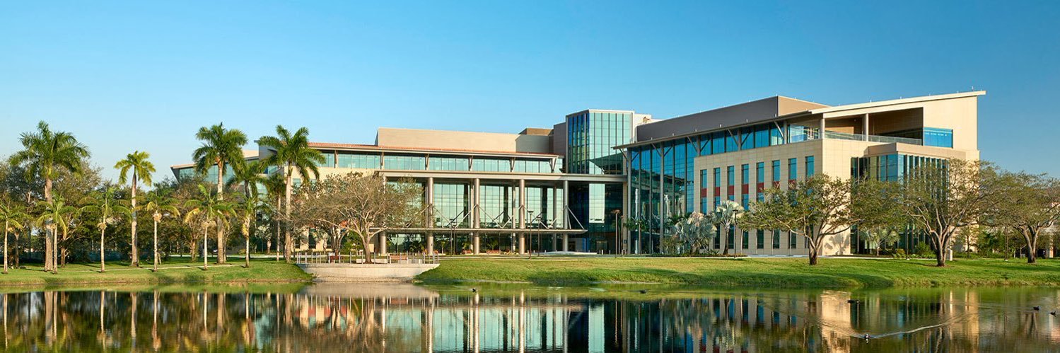 Azza Sarfraz, MD banner