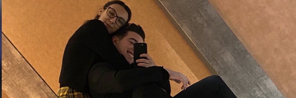 𝒽𝒶𝓏𝓏𝒶 banner