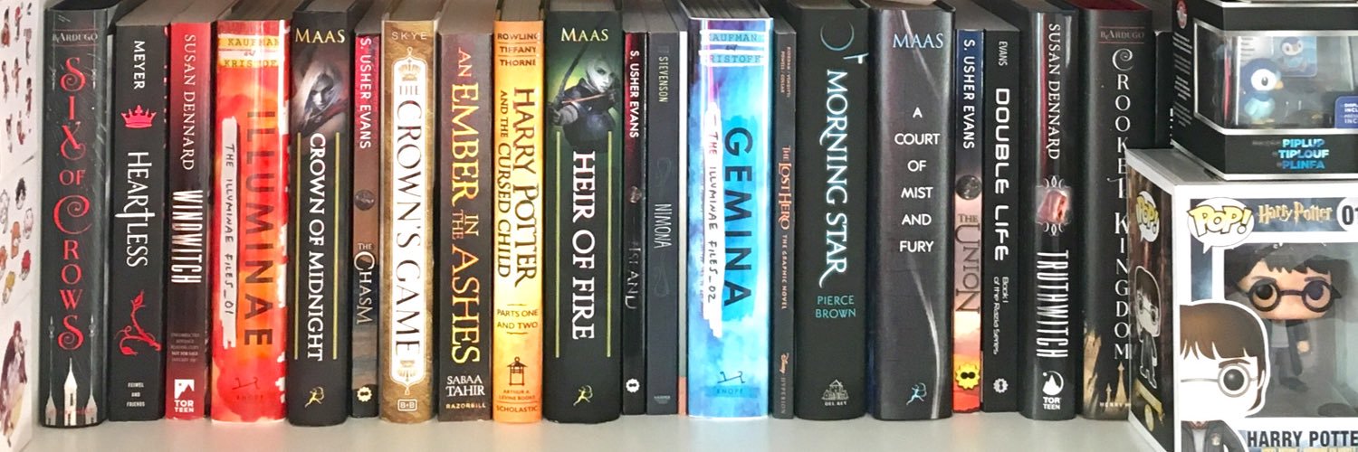 shadowofbooks's profile banner image