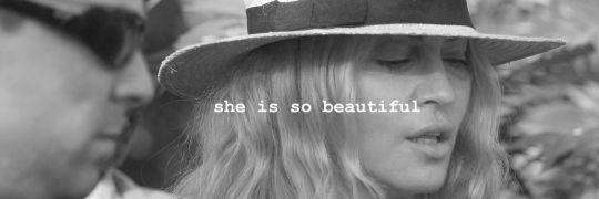 Thabata_Jenn's profile banner image