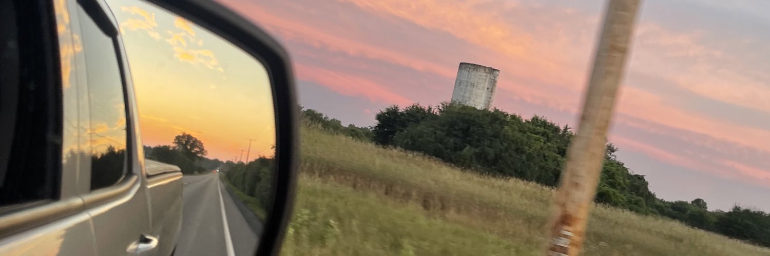 laurenlou22's profile banner image