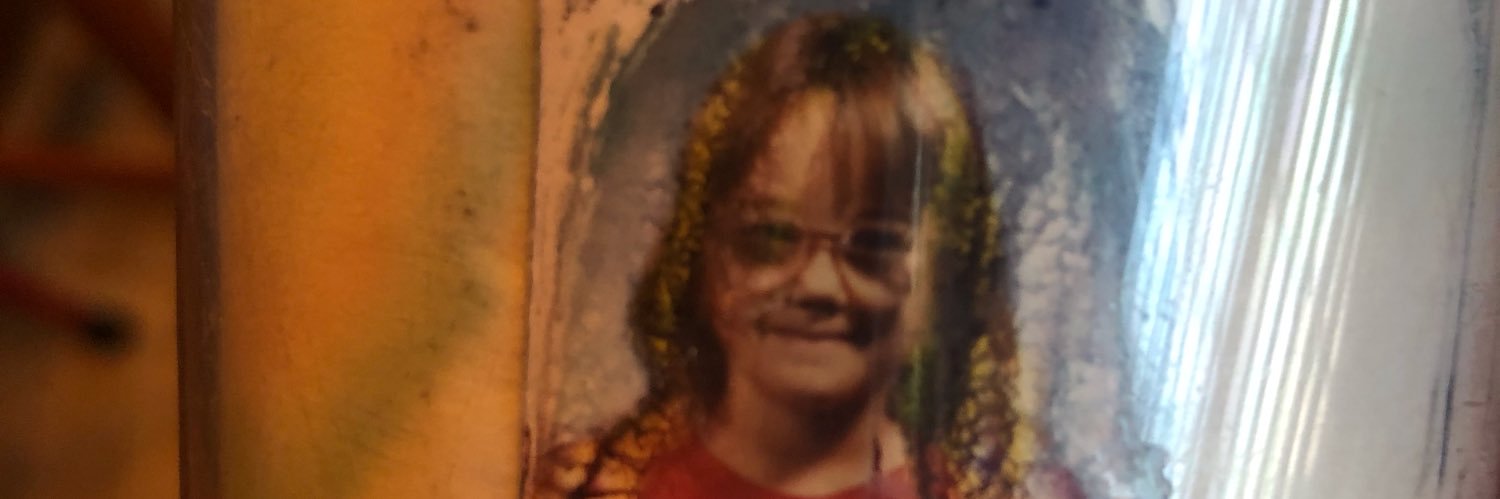 Crash Test Meg, Head Advice Crone banner