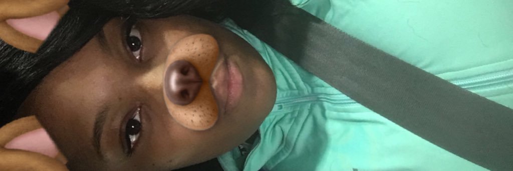lovee_meshell's profile banner image