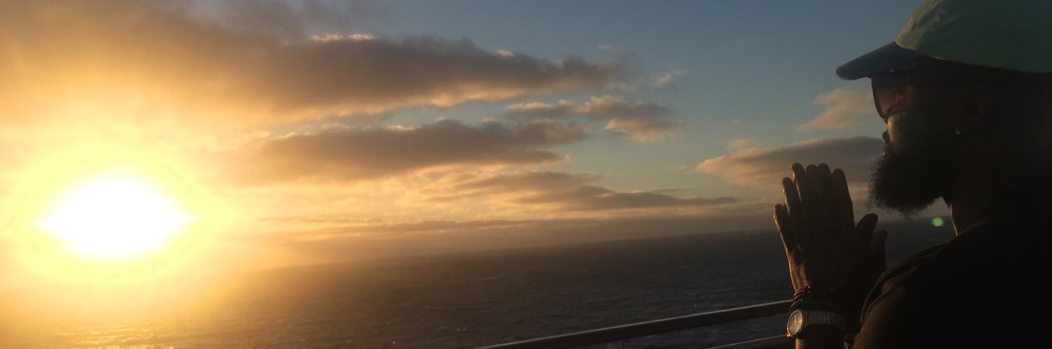 _EllyEl's profile banner image