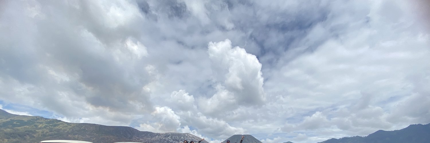 yeniracma's profile banner image