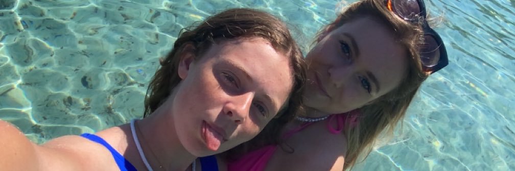 _chloelcq's profile banner image