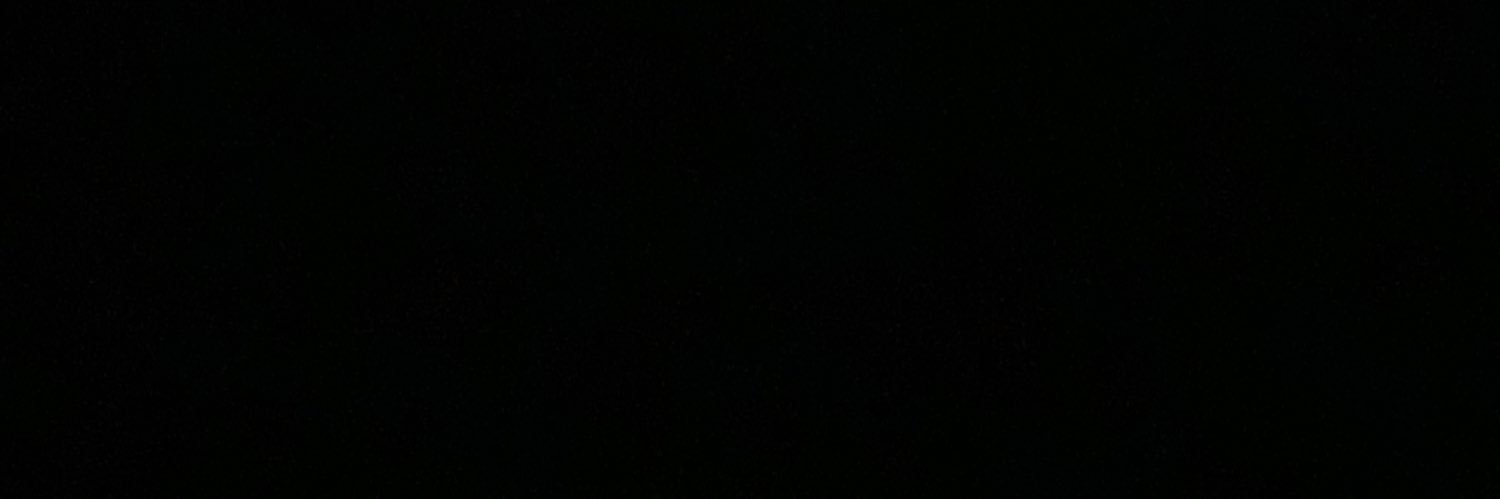 J 5 banner