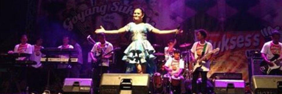 ComikaTweets's profile banner image