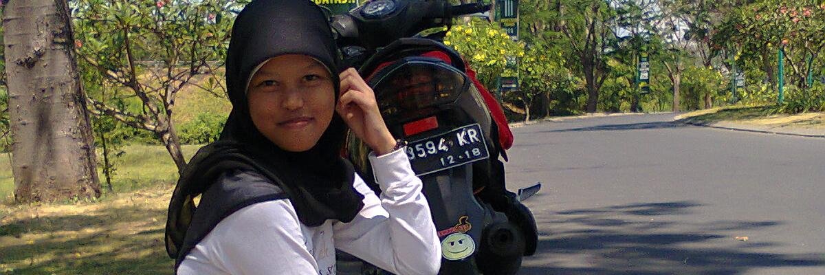 indah_sel's profile banner image