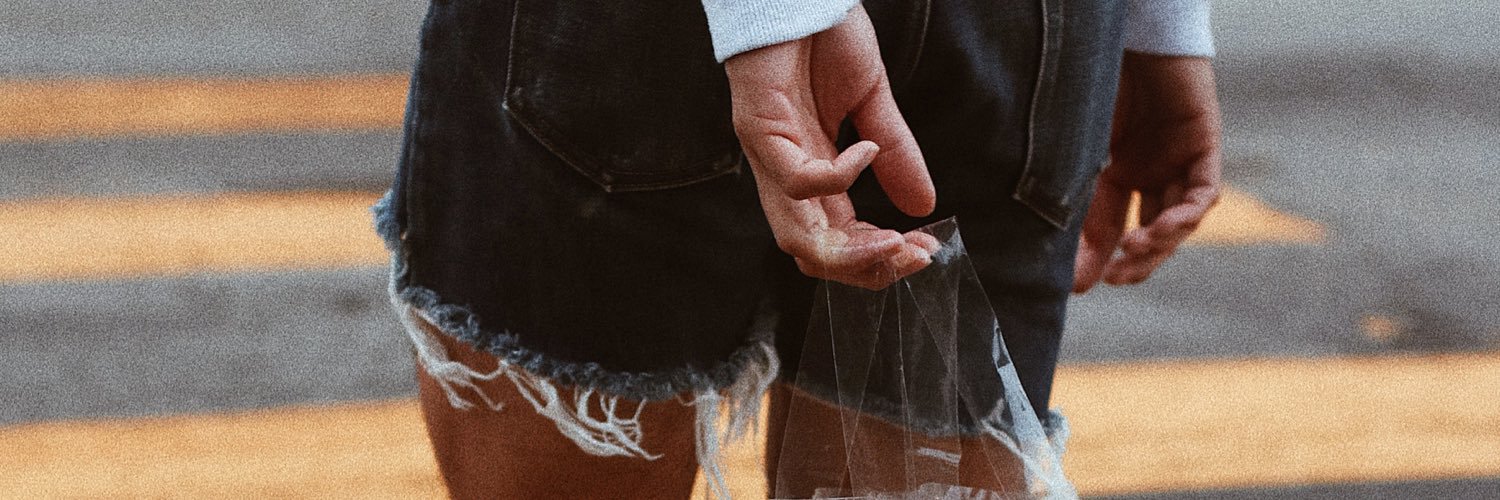 trindyslive's profile banner image