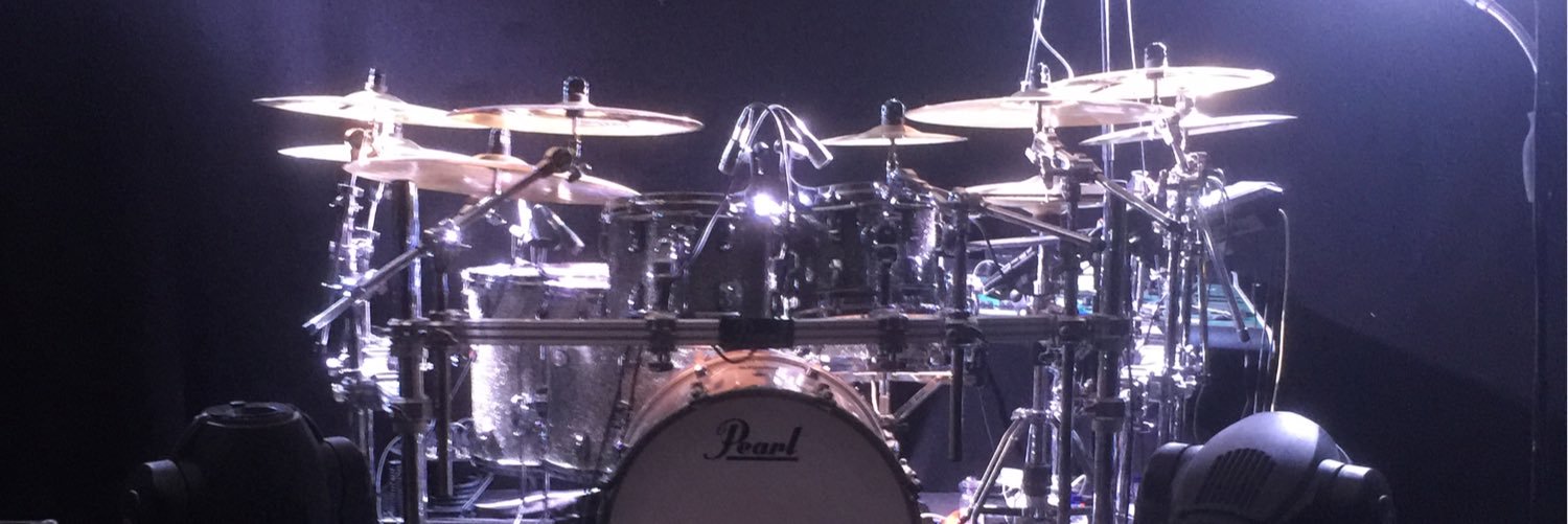 RingDermot's profile banner image