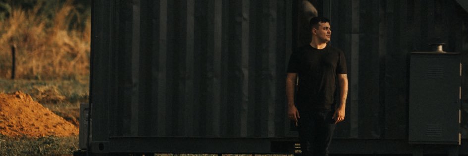 devsortudo's profile banner image