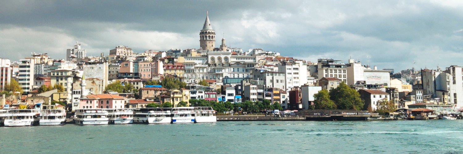 ZeynepYagmur__'s profile banner image
