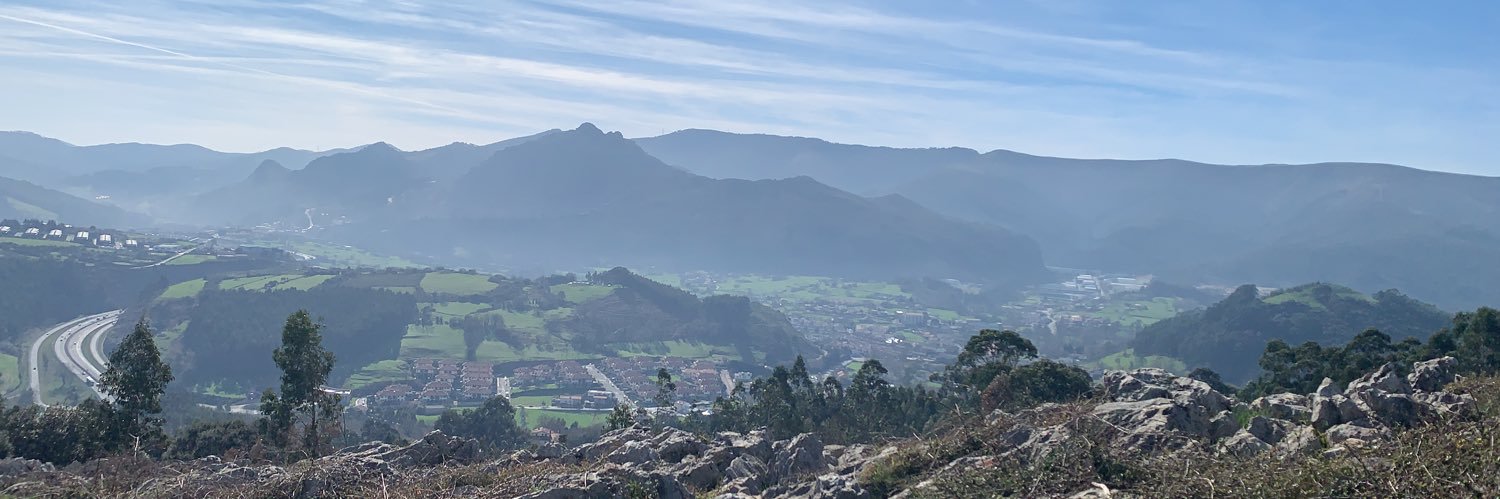 Álvaro González banner