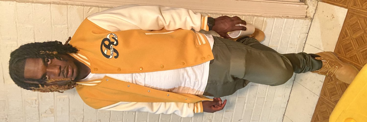 clamilli's profile banner image