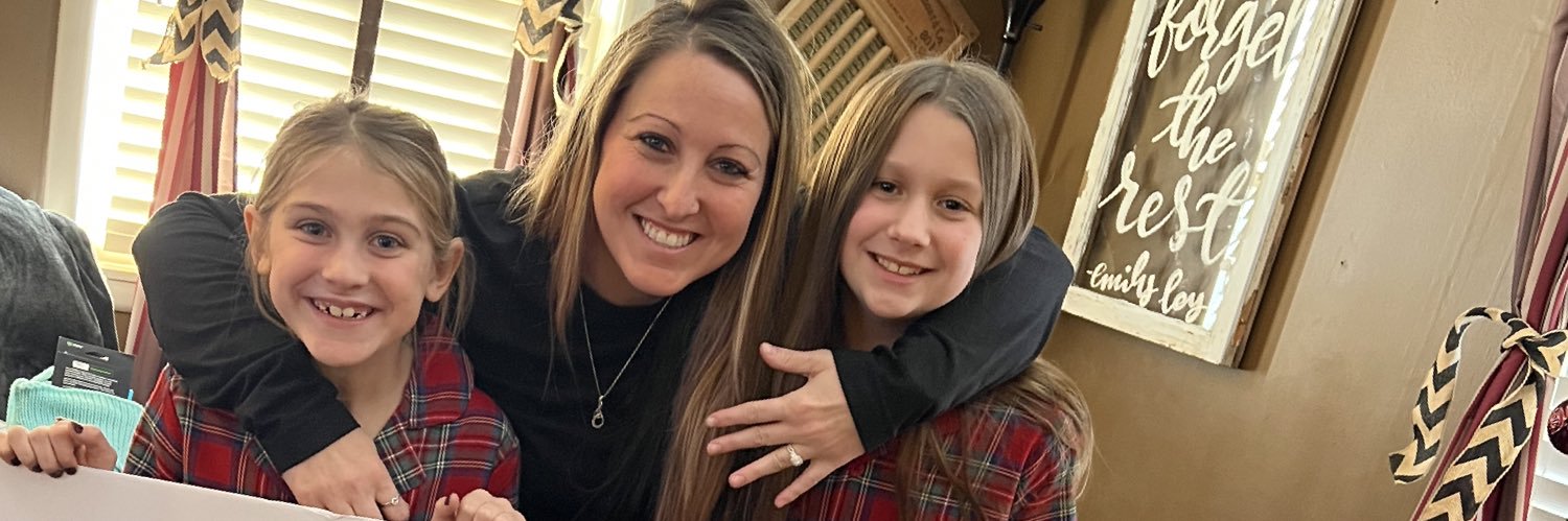 Traci_9's profile banner image