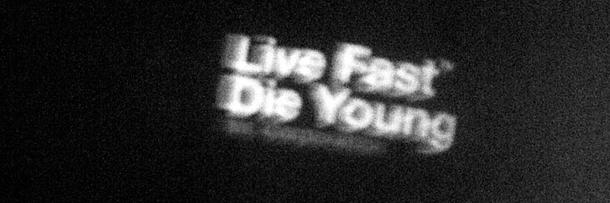 y banner