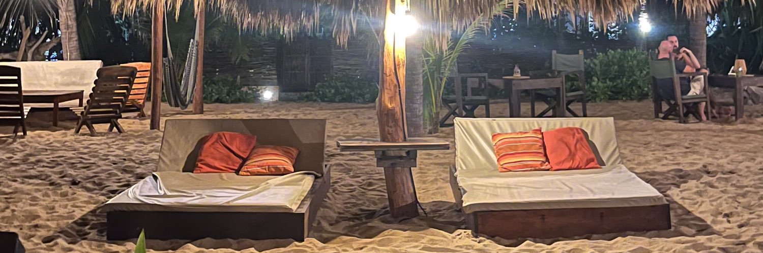 Deni 𝐼𝑑𝑘 ☹︎ 🪼 banner