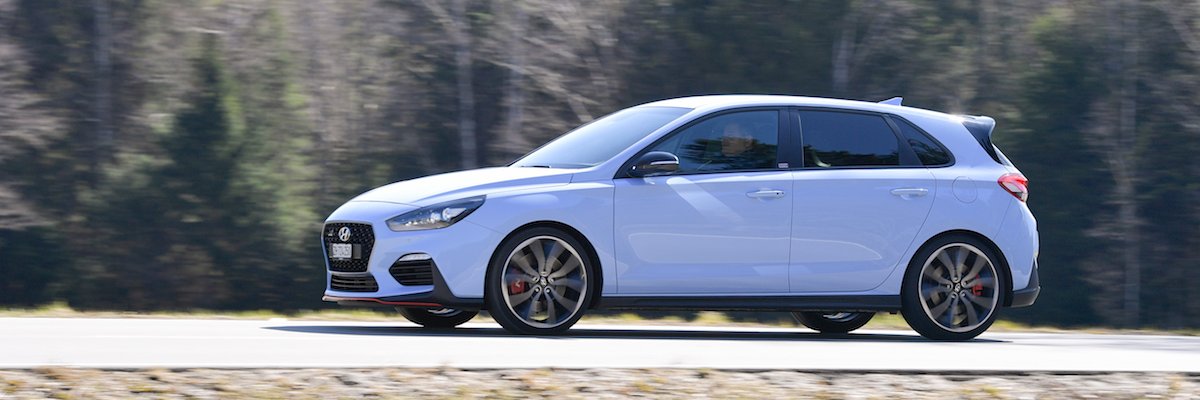 Revue Automobile banner