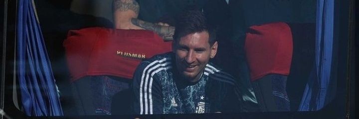 BrisaRjs19's profile banner image