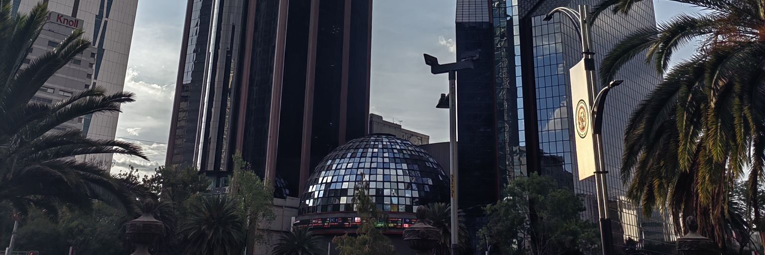 Lu_Robledo banner