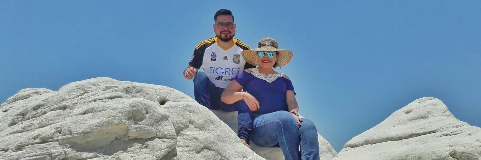 caroort_'s profile banner image