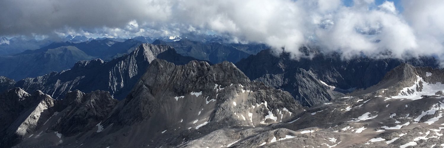 HinterDerLinie's profile banner image