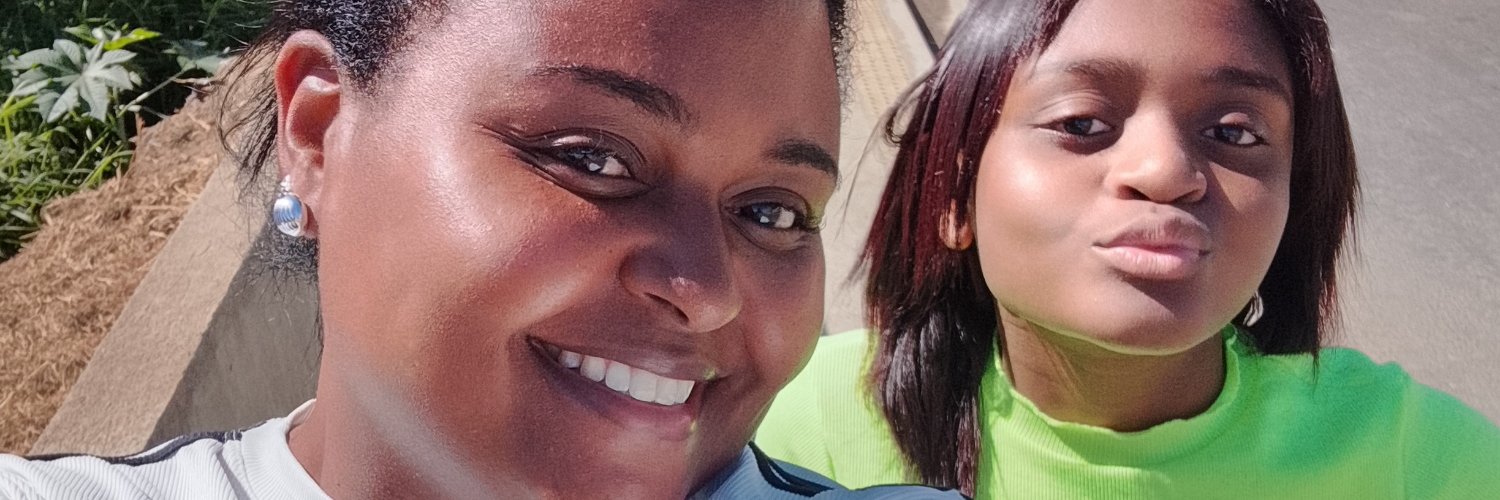 ndradekarolina's profile banner image