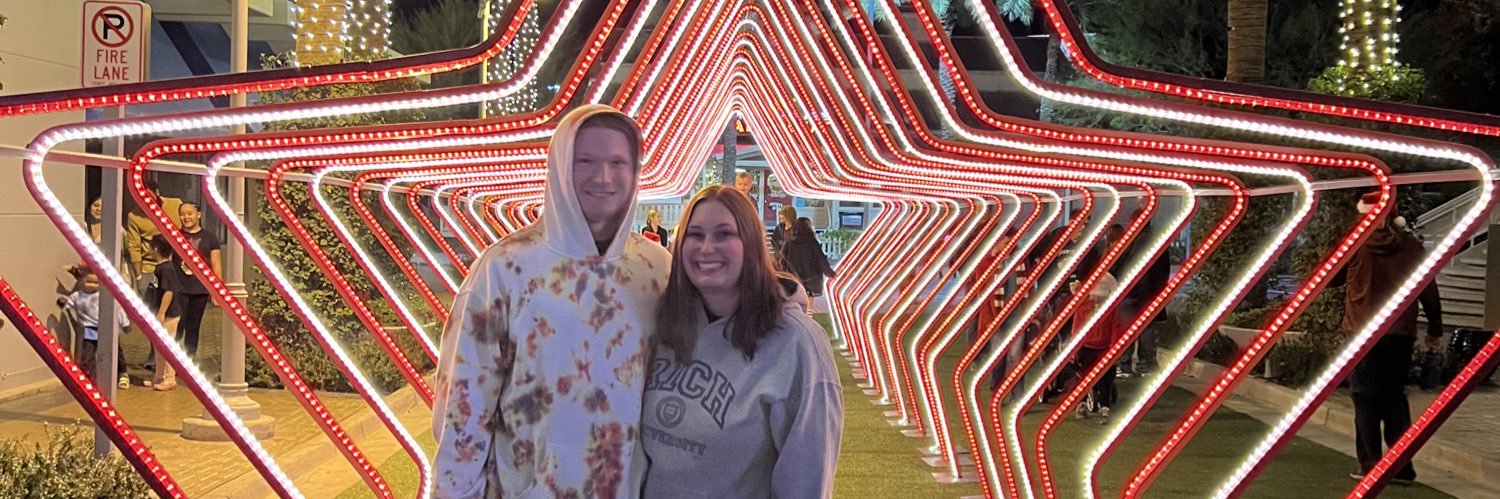 Con 🌴☀️ banner