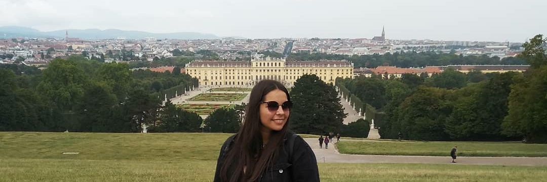 LauraBeiro's profile banner image
