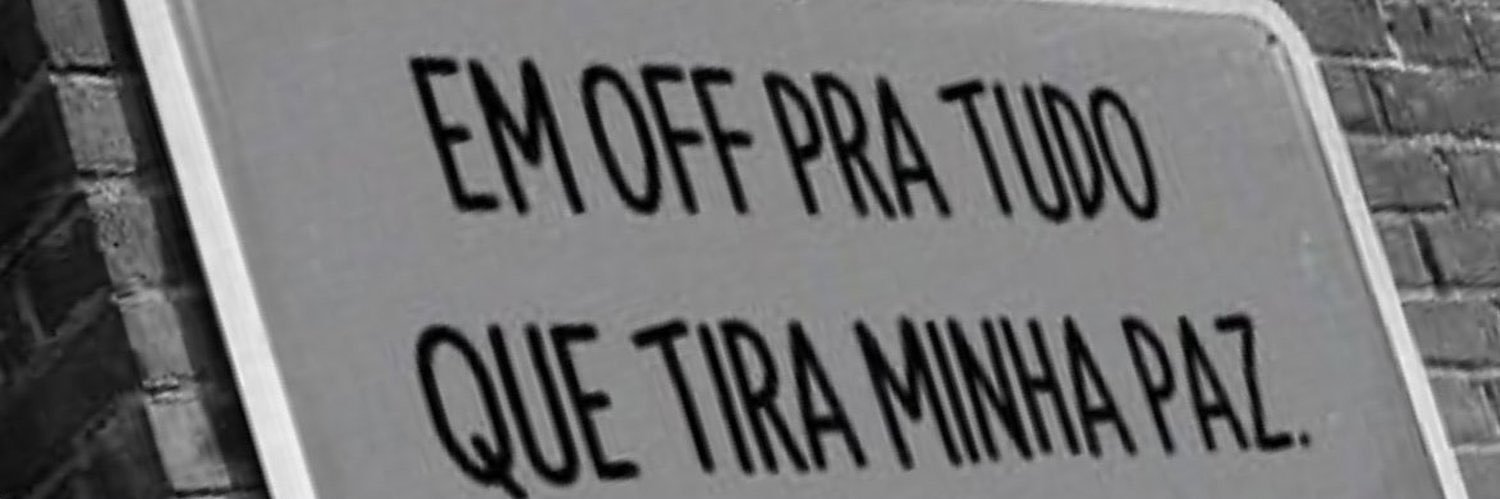 _luanaag's profile banner image