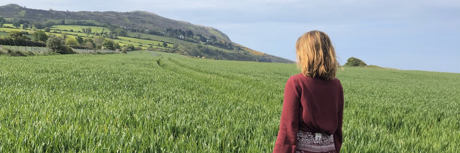 lauragalles's profile banner image