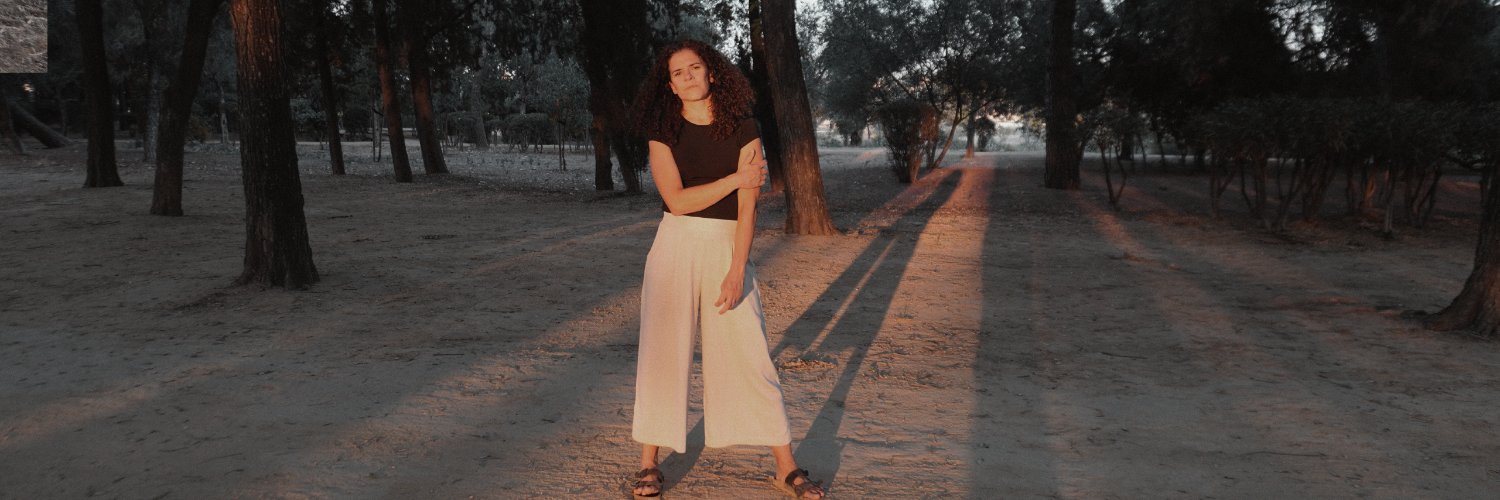 Angela_Biedma's profile banner image