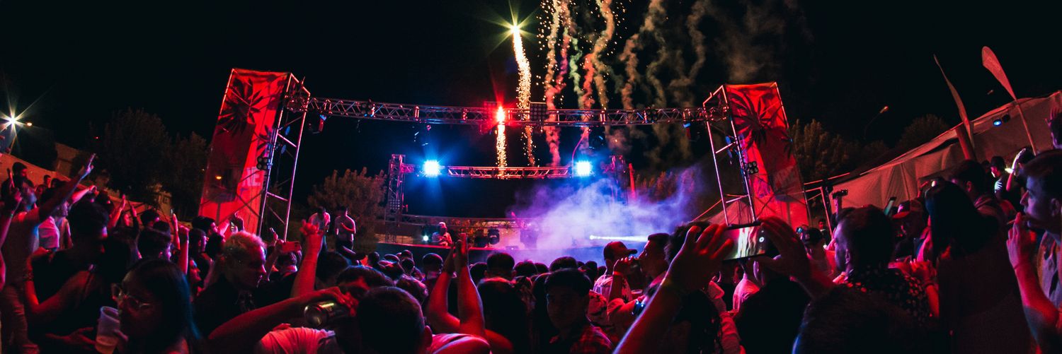AliendroDamian's profile banner image