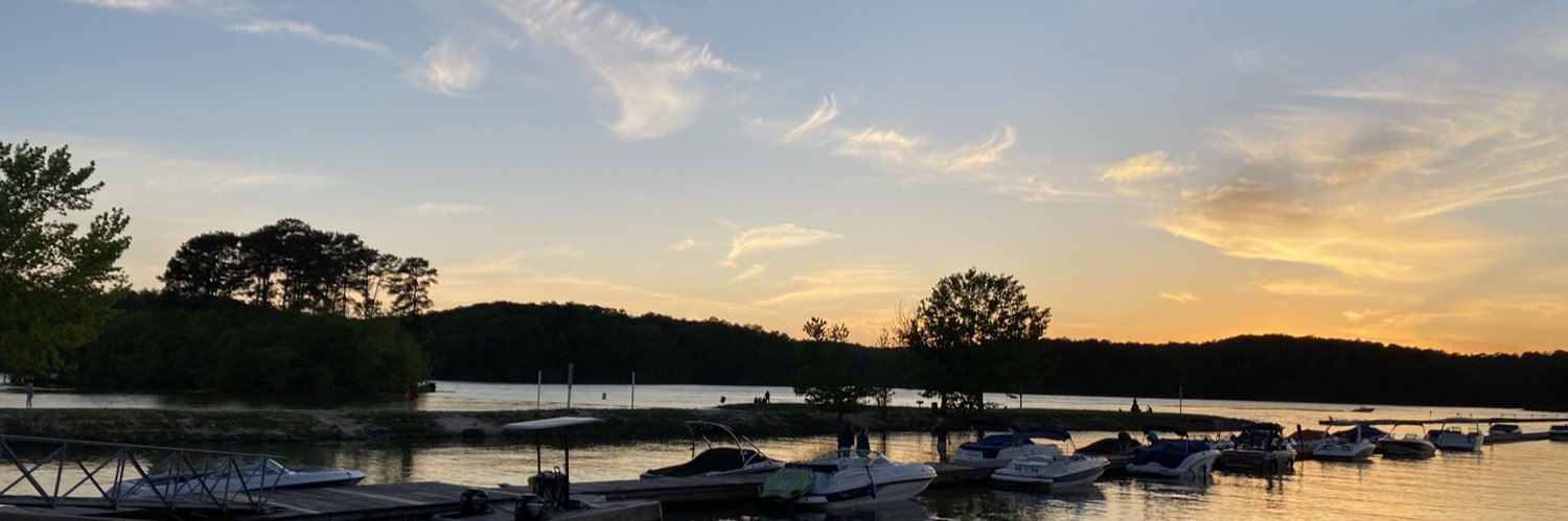 carlyhend1's profile banner image